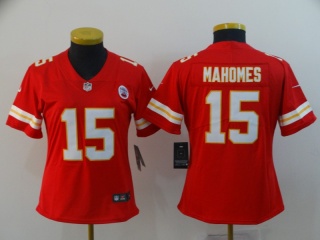 Womens Kansas City Chiefs 15 Patrick Mahomes Vapor Limited Jersey Red